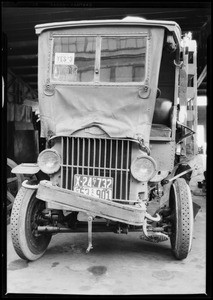 Wrecked truck at Los Angeles Creamery, Southern California, 1926