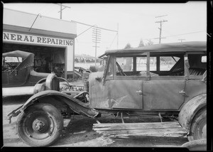 Flint car at Olive & Long Beach Boulevard, Compton, CA, 1931