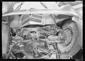 Front of wrecked Oldsmobile sedan, Royal Indemnity Co., Southern California, 1934