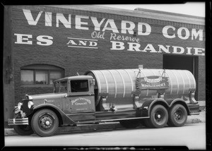 Vai Brothers truck, Southern California, 1934