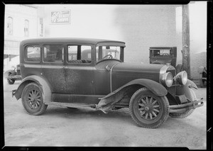 Studebaker sedan, assured Earl Dick, Southern California, 1934