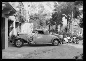 Cars towed to driveways etc, Cycletow, Southern California, 1932