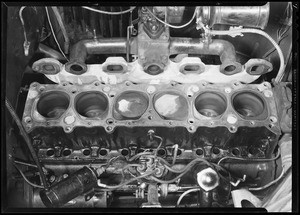 Motor heads after 500 mile run, Southern California, 1940