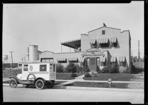 Dr. Scott's Dog and Cat Hospital, Southern California, 1925