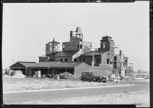 Building at Lido Isle, Newport Beach, CA, 1931