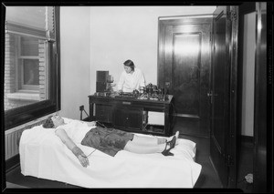 Heart machine at Department of Education, Southern California, 1928