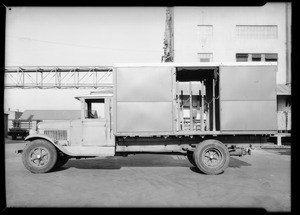 Truck, Lucerne Creamery, Southern California, 1931