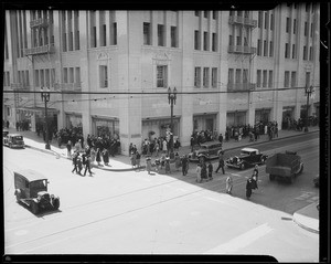 Crowds looking at flower window, West 7th Street and Grand Avenue, Los Angeles, CA, 1935