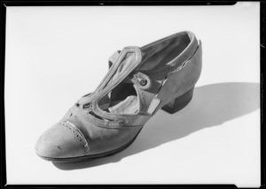 Shoe cut to show lining, Southern California, 1932