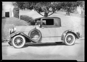 Wrecked Hudson coupe, Southern California, 1934