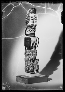 Totem pole, Southern California, 1936