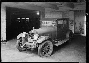 Jakobe's car, 350 South Olive, Los Angeles, CA, 1931