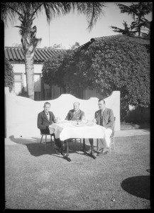 Harry Sinclair and party eating breakfast, Ambassador Hotel, Los Angeles, CA, 1934
