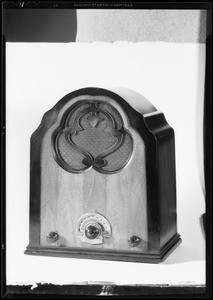 Console table models, Trojan Radios, Southern California, 1932