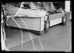 Atlantic & Pacific store front, South Pasadena, CA, 1936