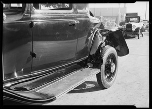 Chevrolet and school bus accident, Southern California, 1931