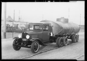 Chevrolet tank truck and trailer, Southern California, 1931