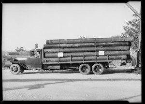 Kelly Pipe Co. truck, Southern California, 1931