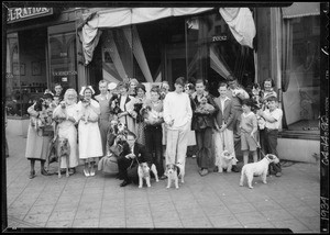 Free lunch for dogs, Southern California, 1934