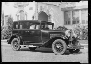 Marmon sedan - Mrs. Hoff, owner, Southern California, 1932