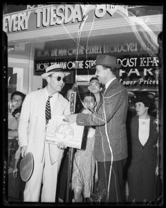 "Man on the Street" broadcast, Los Angeles, CA, 1940