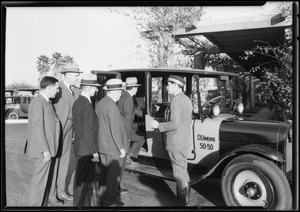 Yellow Cab with 5 men, Ambassador Hotel, Los Angeles, CA, 1927