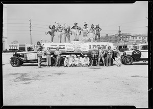 Paramount publicity radio group on truck, Wilshire Oil Co., Southern California, 1933