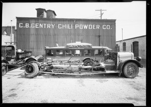 Pacific Greyhound bus fire at San Clemente, Southern California, 1931