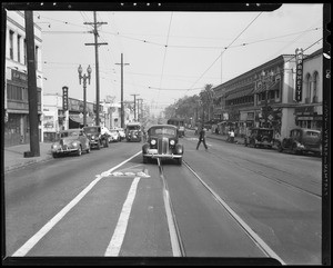 Damage to Gondeck car and 7th Street between Alvarado Street & Westlake, Los Angeles, CA, 1940