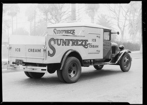 Western Dairy 'Sunfreze' truck, Southern California, 1933