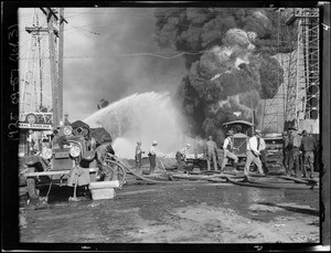 Oil well fire, Santa Fe Springs, CA, 1928