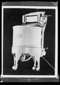 New Thor washer, Southern California, 1932