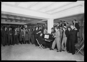 Bud Murray, chorus of men for 'Cimarron', Southern California, 1931