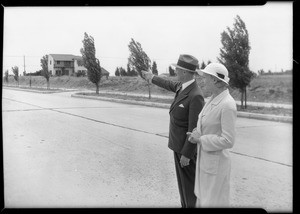 Publicity on tract in Santa Monica, Southern California, 1933