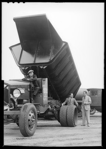 Fleet of McCutchen Transportation Company trucks, Vernon, CA, 1932