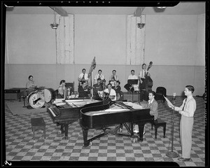 Henry Kings Orchestra, 729 South Western Avenue, Los Angeles, CA, 1940