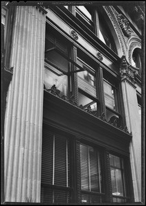 Window in E.A. Pierce Company offices, 515 West 6th Street, Los Angeles, CA, 1931