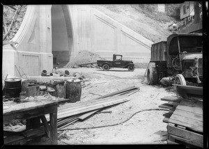 Figueroa Street tunnel entrance, Southern California, 1931