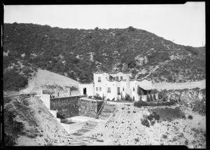 Hillside homes, Southern California, 1924