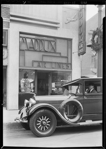 Lincoln car in front of Olive Street office, Los Angeles, CA, 1929