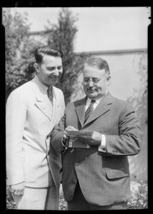 Oil Henderson and Mayor Shaw, Southern California, 1933