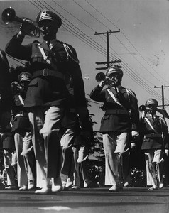 American Legion parade, Long Beach, bugle corps members