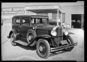 Wrecked Pontiac, Los Angeles Motor Service, 2524 South Hill Street, Los Angeles, CA, 1930