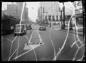 Berry vs Brubaker case, safety zone in front of 6151 Hollywood Boulevard, damaged car at 915 North Cordova - Burbank, Southern California, 1935