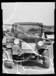 Tank truck & trailer wreck, Captiol Tank Lines owner & assured, Southern California, 1935