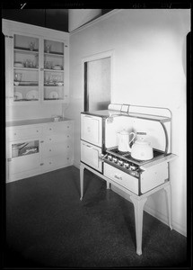 Model bungalow, Southern California, 1929