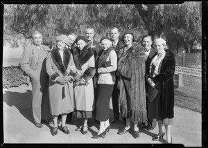 Group at Breakfast Club, Jean Harlow, Southern California, 1931