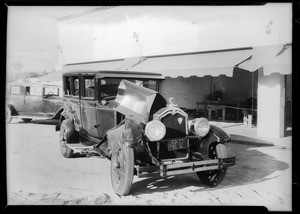 Wrecked Buick at George Orris Garage, 262 North Canon Drive, Beverly Hills, CA, 1929