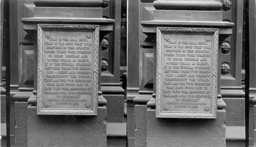 Lincoln Tablet at the Northwestern University Bldg. located on Lake St. near Dearborn, Chicago, Ill