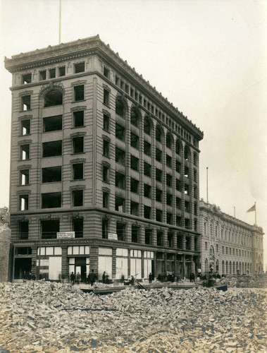 Market Street Bank, San Francisco Earthquake and Fire, 1906 [photograph]